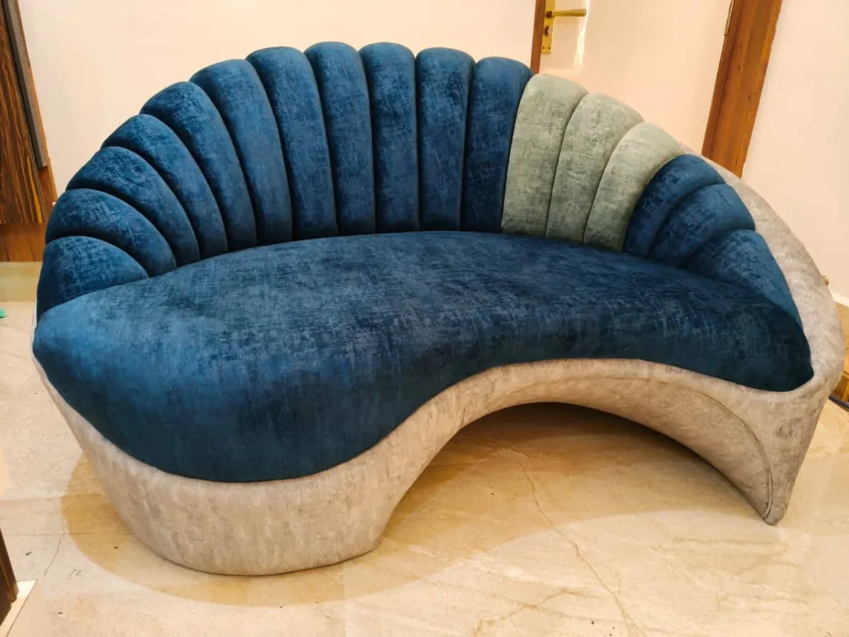 Premium Quality Good Looking Sofa